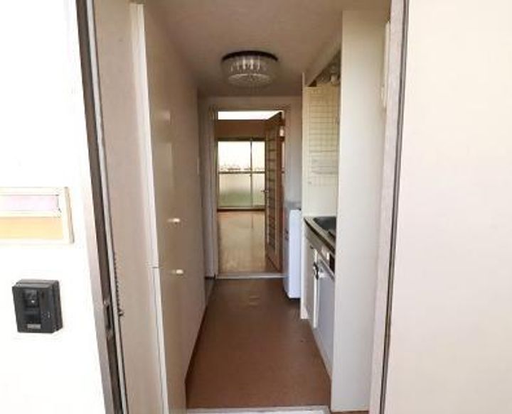 シティパレス深谷7-1の玄関