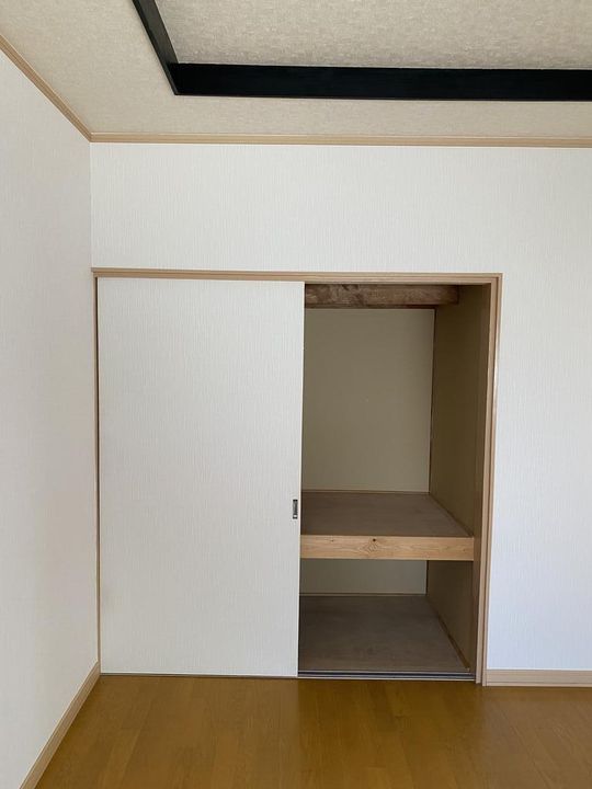 名取荘の内装