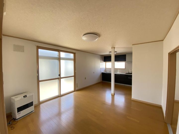 名取荘の居間