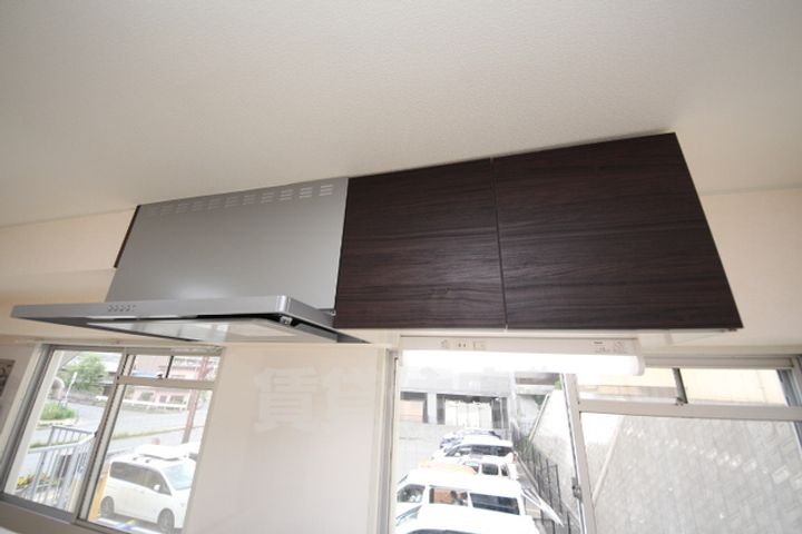 奈良県生駒市辻町(マンション)の賃貸物件のキッチン