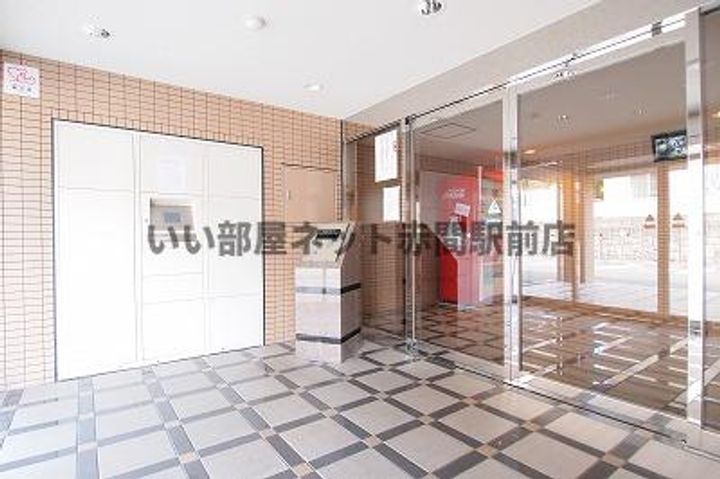 グランピア自由ヶ丘の地図