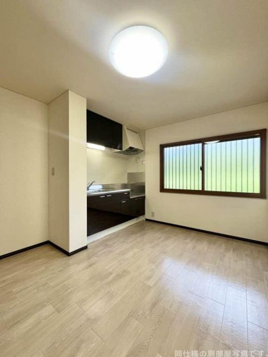 ノーザンフレグランス Bの居間