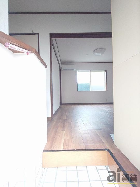 東京都小平市花小金井南町1(アパート)の賃貸物件の玄関