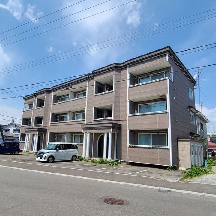 めぞん参番館の外観