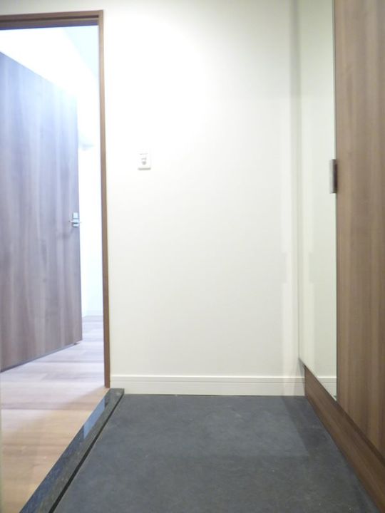 プレサンスTHE久屋大通レジェンドの玄関