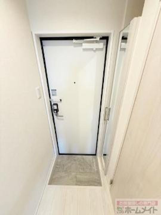 ハーモニーテラス墨江の玄関