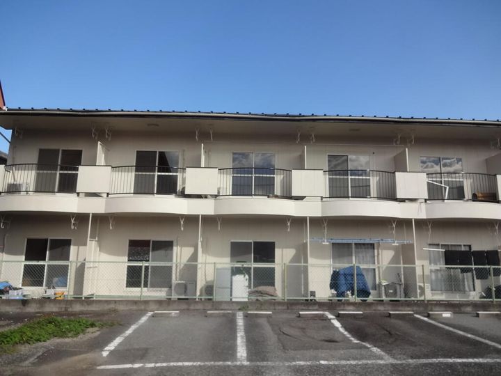 山梨県中央市中楯(アパート)の賃貸物件の外観