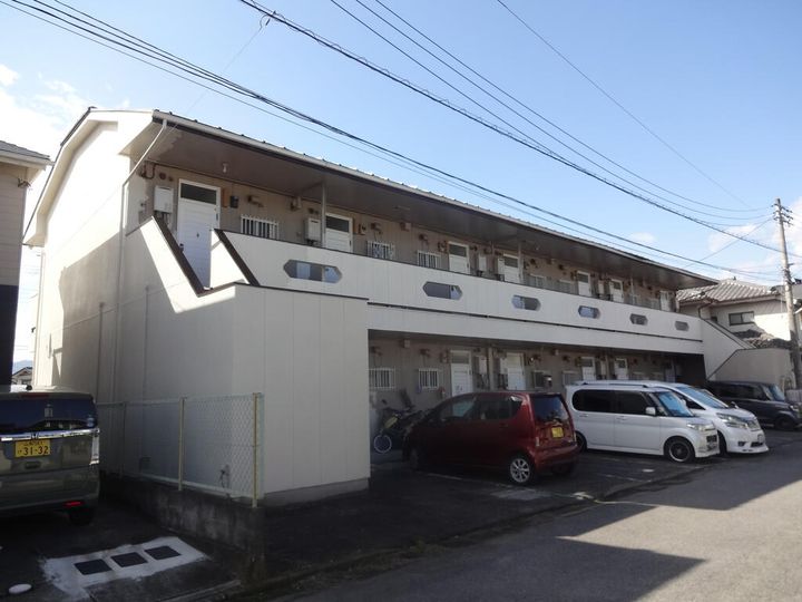 山梨県中央市中楯(アパート)の賃貸物件の外観
