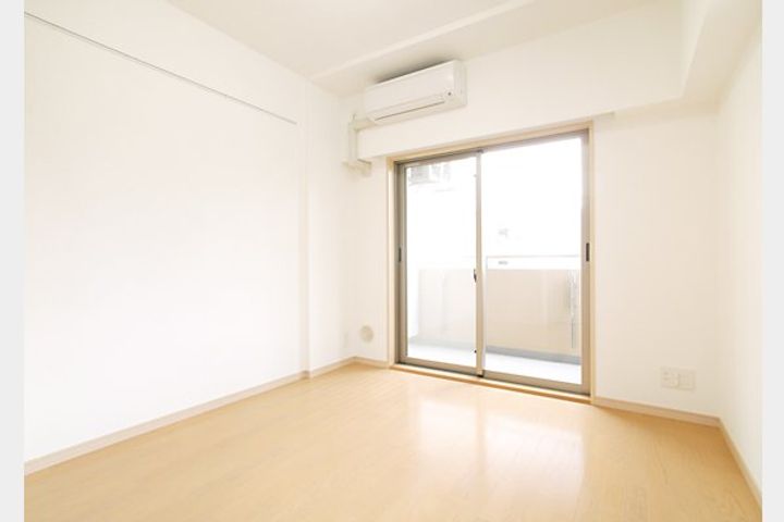 東京都墨田区亀沢1(マンション)の賃貸物件の居間