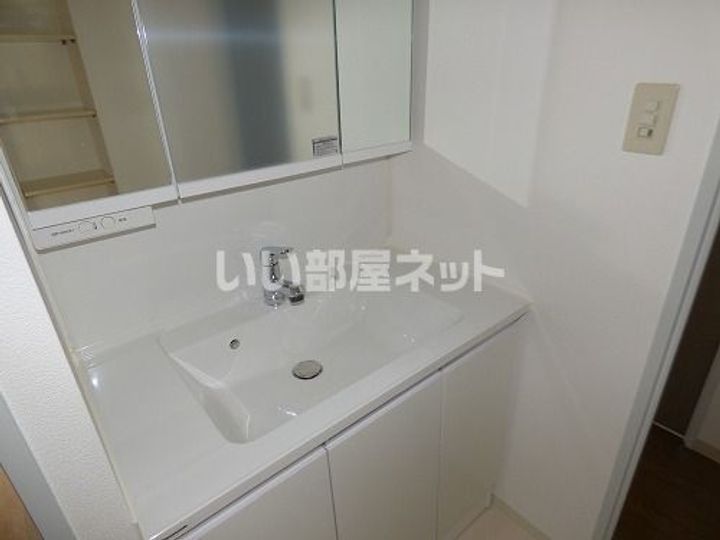 兵庫県加古川市平岡町新在家(マンション)の賃貸物件の内装