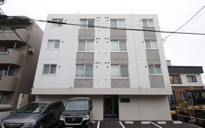 北海道札幌市白石区栄通8(マンション)の賃貸物件の外観