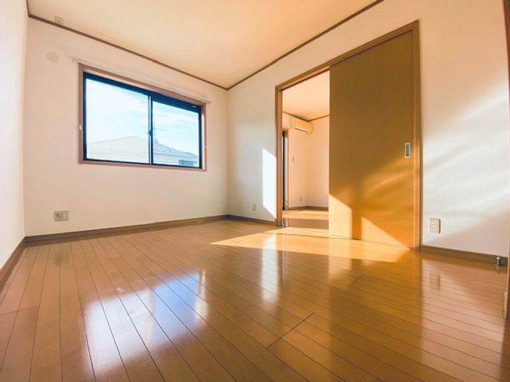 プライム沖野の居間