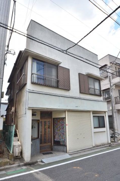 シャトル熊野町Iの外観