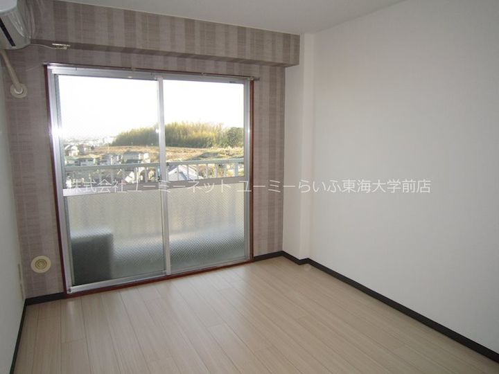 メゾン・ド・ブラン東海大学前の内装