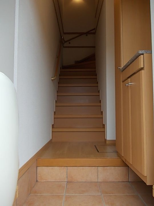 鹿児島県鹿児島市本名町(アパート)の賃貸物件の玄関