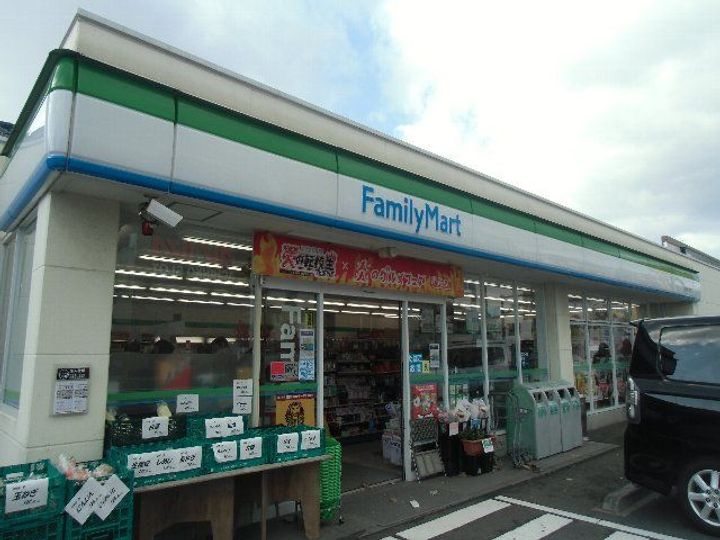 ベイルーム県立大学IIの周辺