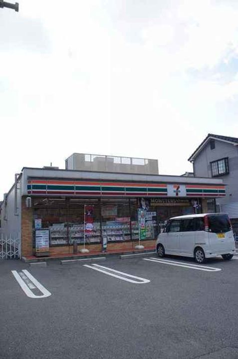 ロイヤルオーク中百舌鳥の周辺