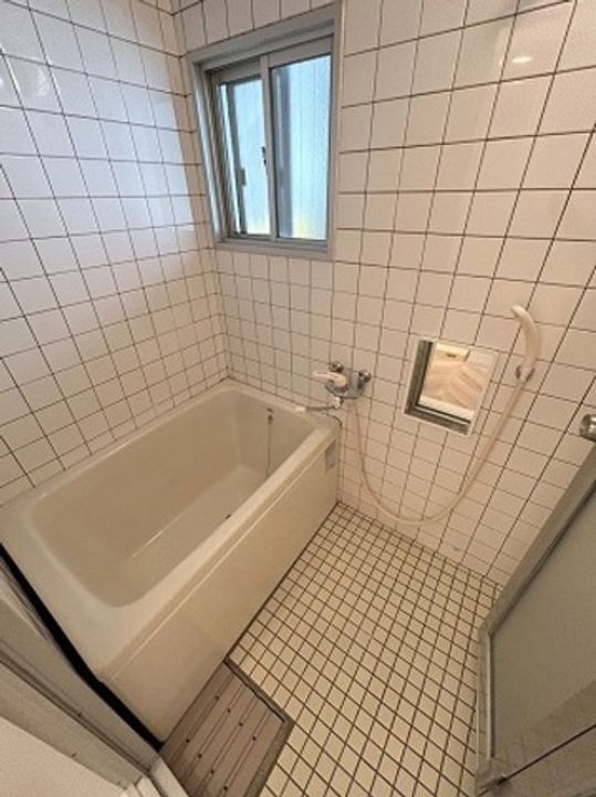 サンヒルズ芦屋1の風呂