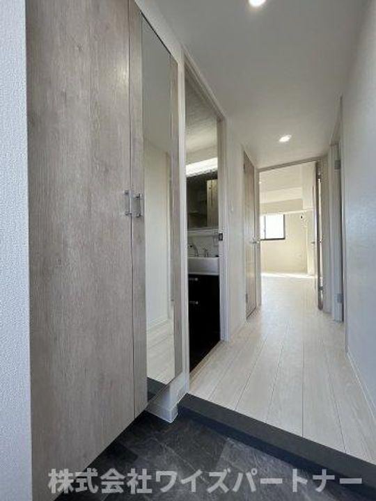 福岡県福岡市南区長丘4(マンション)の賃貸物件の玄関