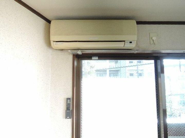 サラデカサの内装