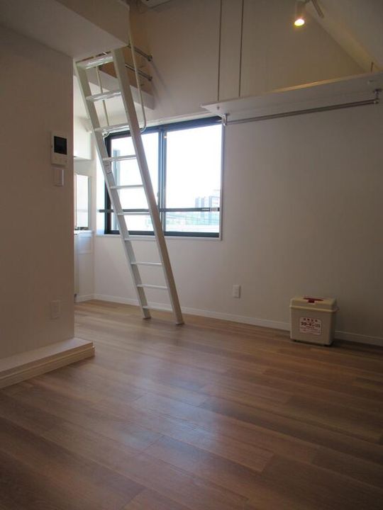 COCOSPACE多摩川の居間