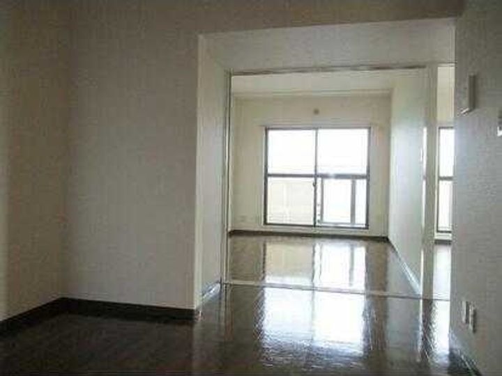 神奈川県横浜市瀬谷区宮沢2(マンション)の賃貸物件の居間