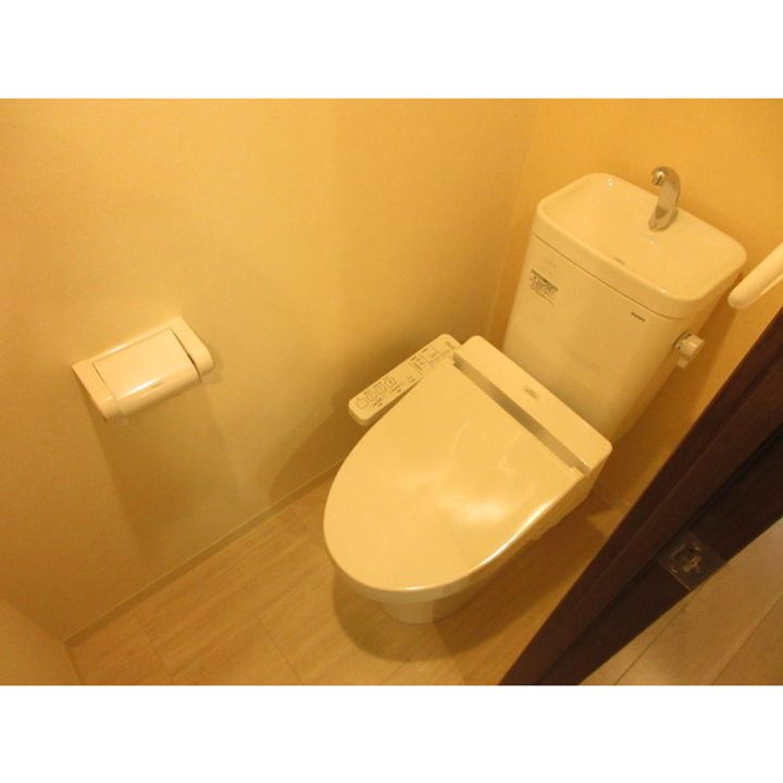 ファーストエフレシア姫里の内装