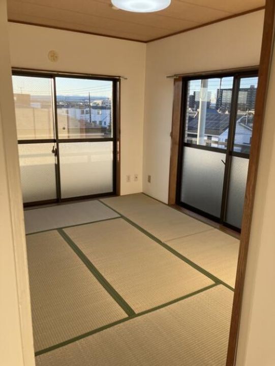 シャイン浦和第1の居間