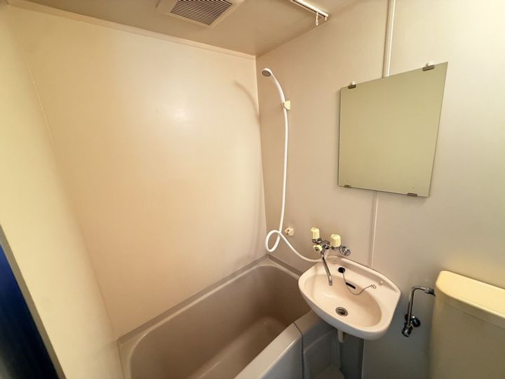 シ-ライフ ニシの風呂