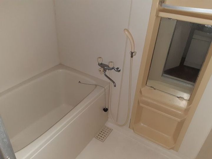 高成マンションCの風呂