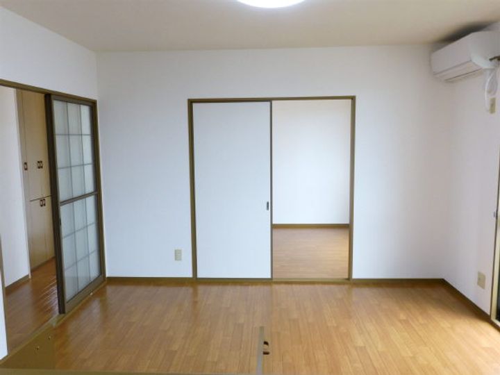 セジュール横須賀 A棟の内装