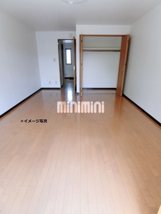 メリッサ原田の内装