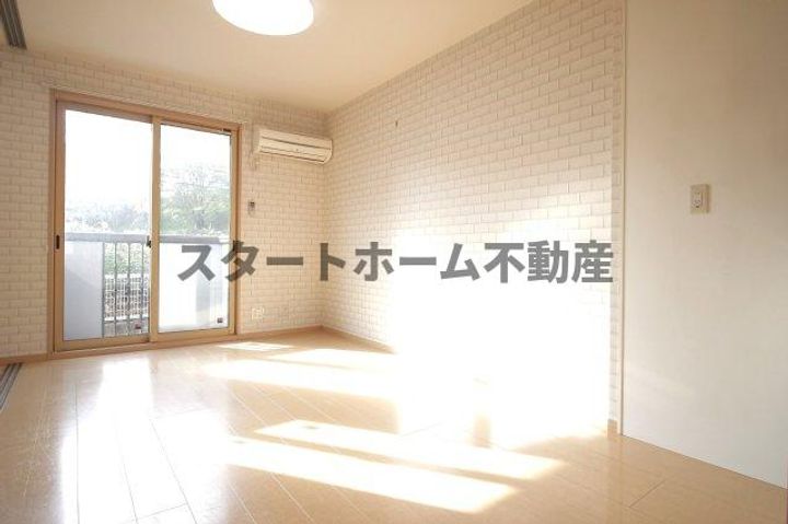 アクシス南島田Dの居間