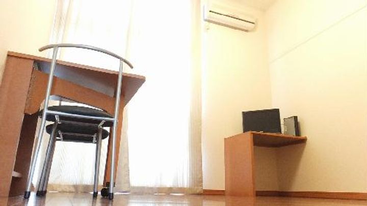 レオパレスレ・カトルーユの居間