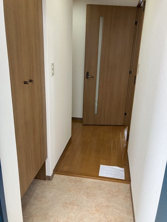 パシフィックホームズの玄関