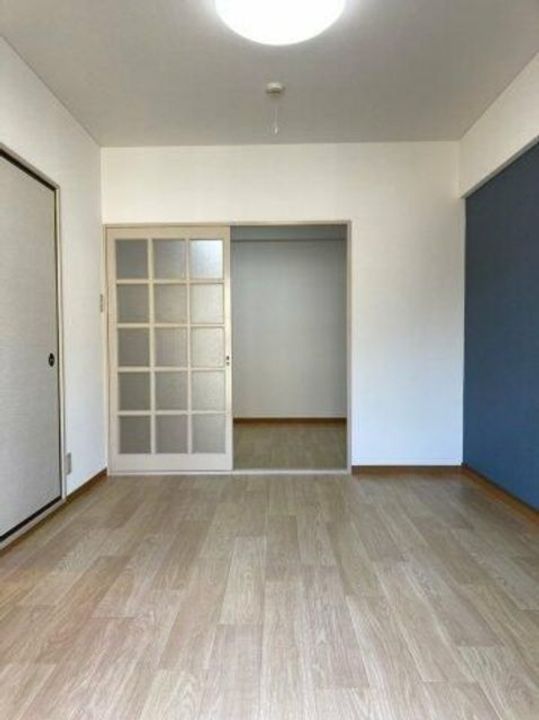 アンジュ荻野の居間