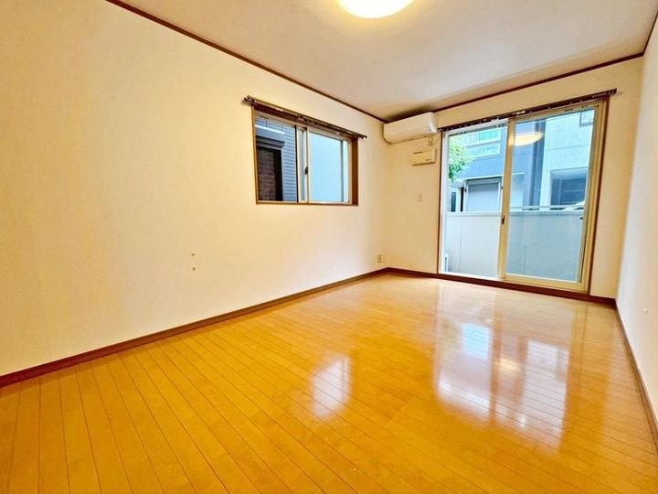 神奈川県川崎市幸区幸町3(アパート)の賃貸物件の居間