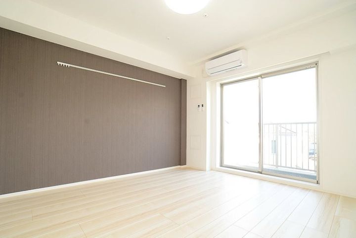 BREEZE MAISON HIKAWADAI(旧ステージファースト)の居間