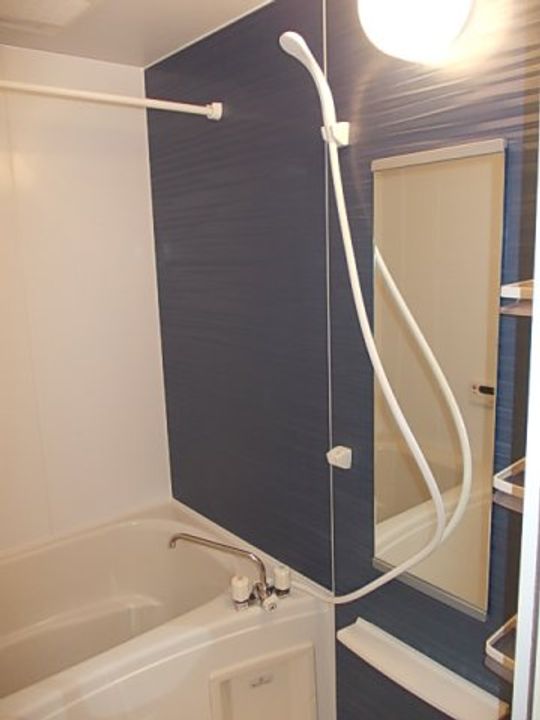 神奈川県小田原市上新田(アパート)の賃貸物件の風呂