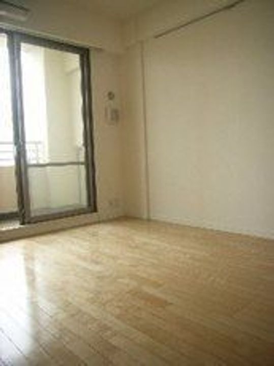 パークアクシス御茶ノ水ステージの居間