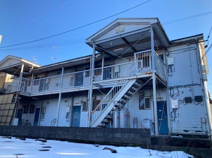 コーポシェトランの外観