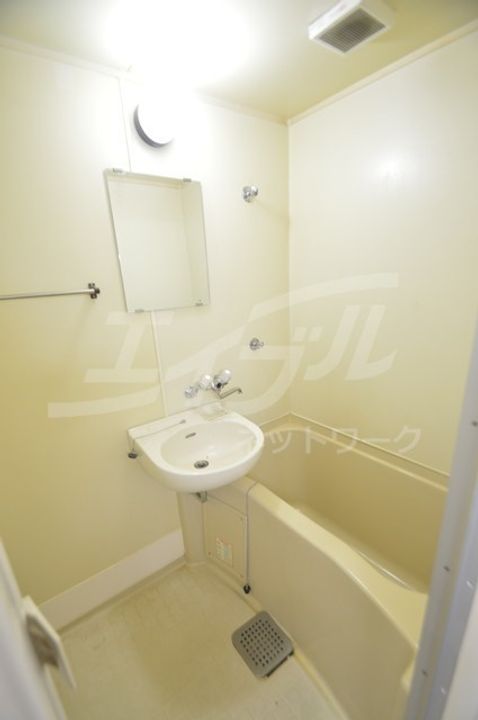 サンウイング南森町の風呂