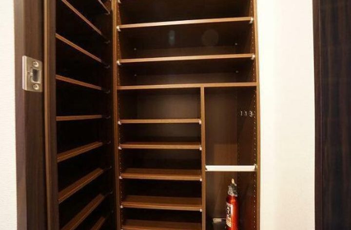 東京都渋谷区本町3(マンション)の賃貸物件の玄関