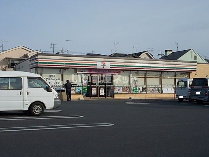 埼玉県草加市両新田西町(アパート)の賃貸物件の周辺