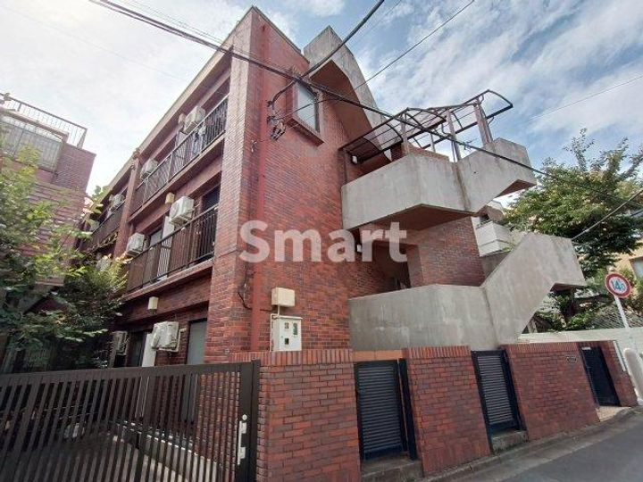 東京都中野区中野3(マンション)の賃貸物件の外観