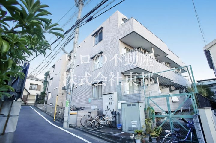 東京都世田谷区梅丘3(マンション)の賃貸物件の外観