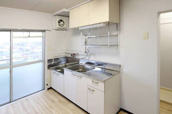 福島県本宮市本宮字兼谷平(マンション)の賃貸物件のキッチン