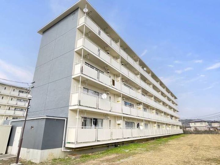福島県本宮市本宮字兼谷平(マンション)の賃貸物件の外観