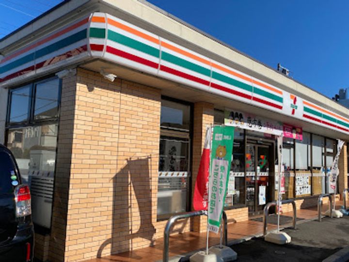 植村ビルの周辺