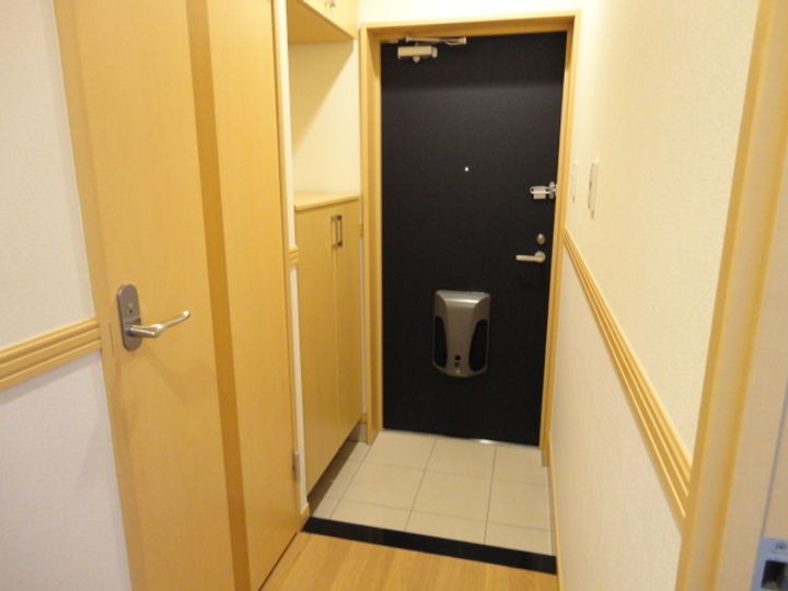 埼玉県川口市戸塚南4(マンション)の賃貸物件の玄関